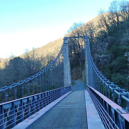 Inn Du Roc Saint Jean *